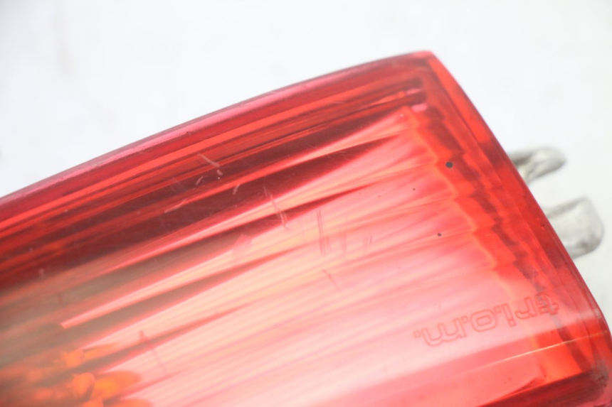 photo de RECHTER HINTERER BLINKER PIAGGIO X8 125 (2004 - 2007) - Technische Nahaufnahme