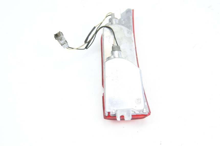 photo de RECHTER HINTERER BLINKER PIAGGIO XEVO - X EVO 125 (2007 - 2016)