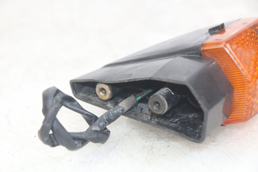 photo de LINKS HINTEN BLINKER HONDA CBR F SC25 1000 (1989 - 1992)