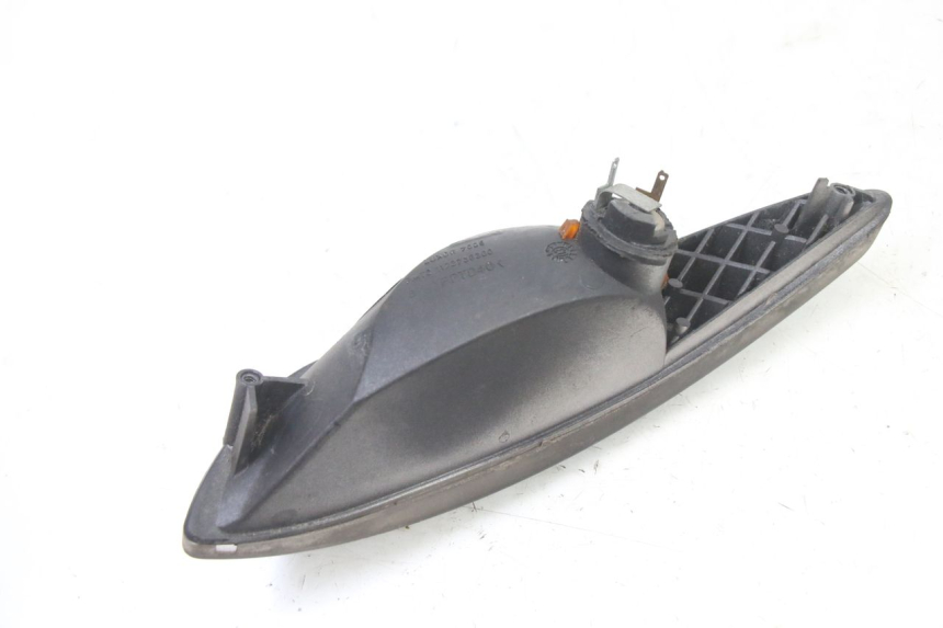 photo de LINKS HINTEN BLINKER PEUGEOT ELYSTAR 50 (2002 - 2014)