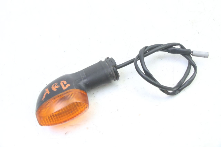 photo de HINTEN LINKS BLINKER YAMAHA FZ6 FAZER S2 600 (2007 - 2011)