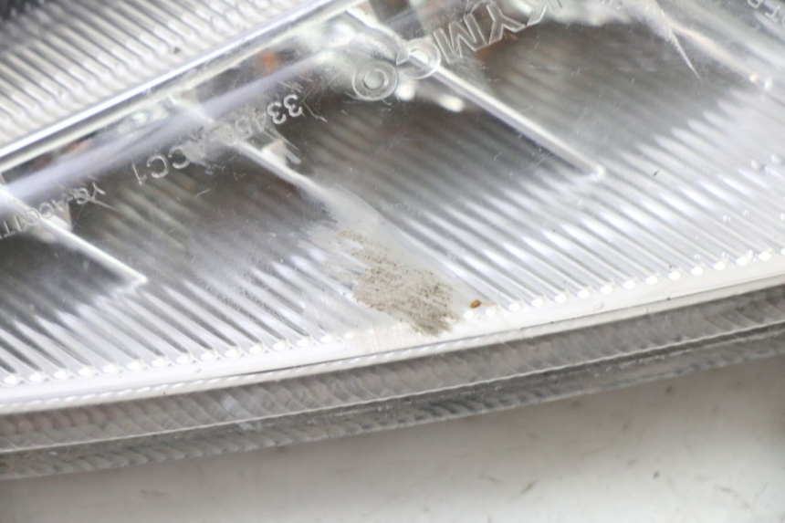 photo de HINTEN LINKS BLINKER KYMCO LIKE 4T 50 (2019 - 2025) - Zoom auf Gebrauchszustand