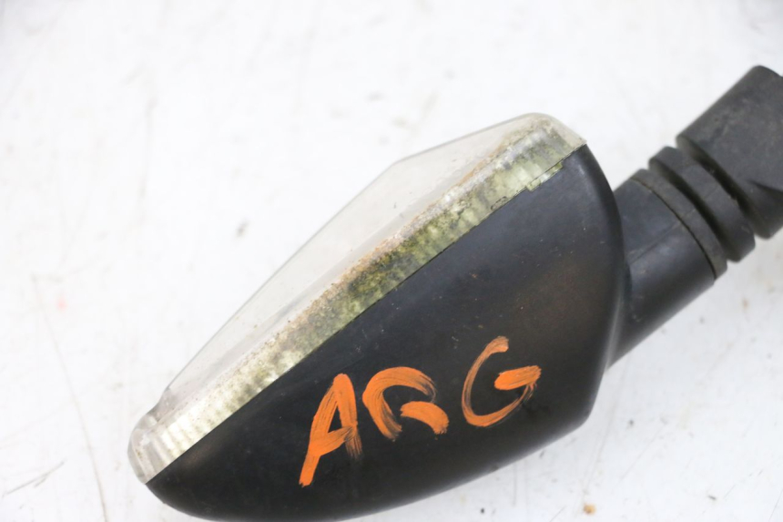 photo de HINTEN LINKS BLINKER PIAGGIO NEW TYPHOON 50 (2018 - 2021) - Zoom auf Gebrauchszustand