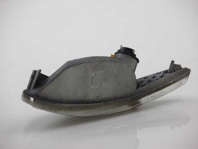 photo de HINTEN LINKS BLINKER PEUGEOT ELYSTAR 125 (2002 - 2007)