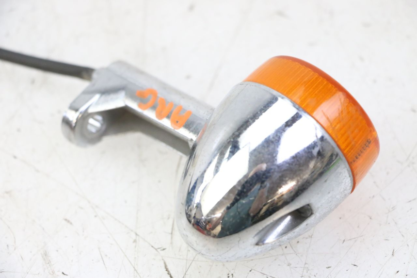 photo de HINTEN LINKS BLINKER YAMAHA WHY 50 (1998 - 2000)