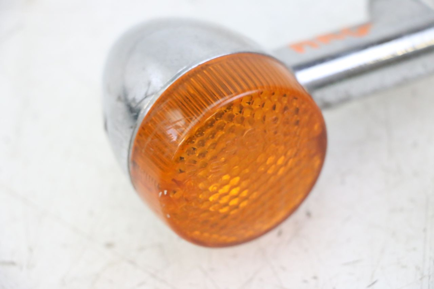 photo de HINTEN LINKS BLINKER YAMAHA WHY 50 (1998 - 2000)