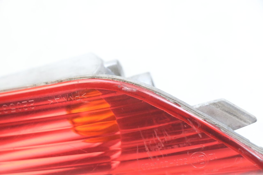 photo de LINKS HINTEN BLINKER PIAGGIO X8 125 (2004 - 2007)