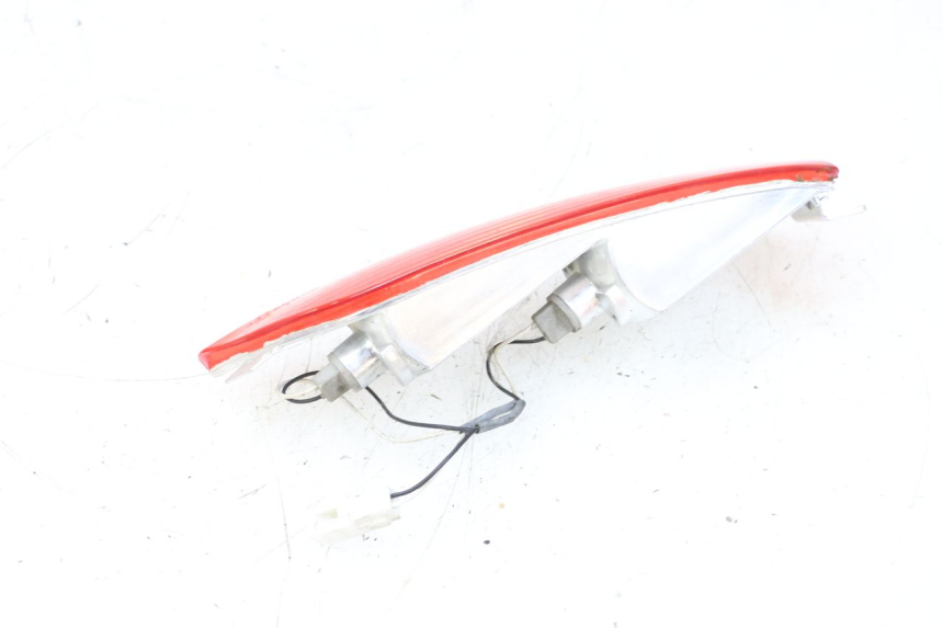 photo de LINKS HINTEN BLINKER PIAGGIO X8 125 (2004 - 2007) - Oberflächenzustand und Material
