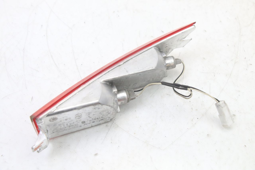 photo de LINKS HINTEN BLINKER PIAGGIO XEVO - X EVO 125 (2007 - 2016) - Technische Nahaufnahme