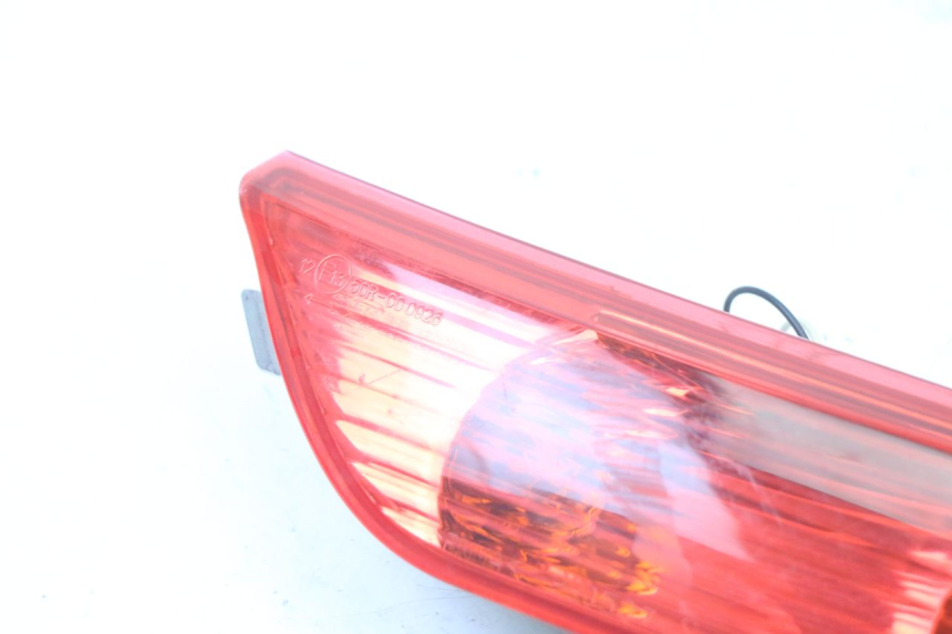 photo de LINKS HINTEN BLINKER PIAGGIO XEVO - X EVO 125 (2007 - 2016)