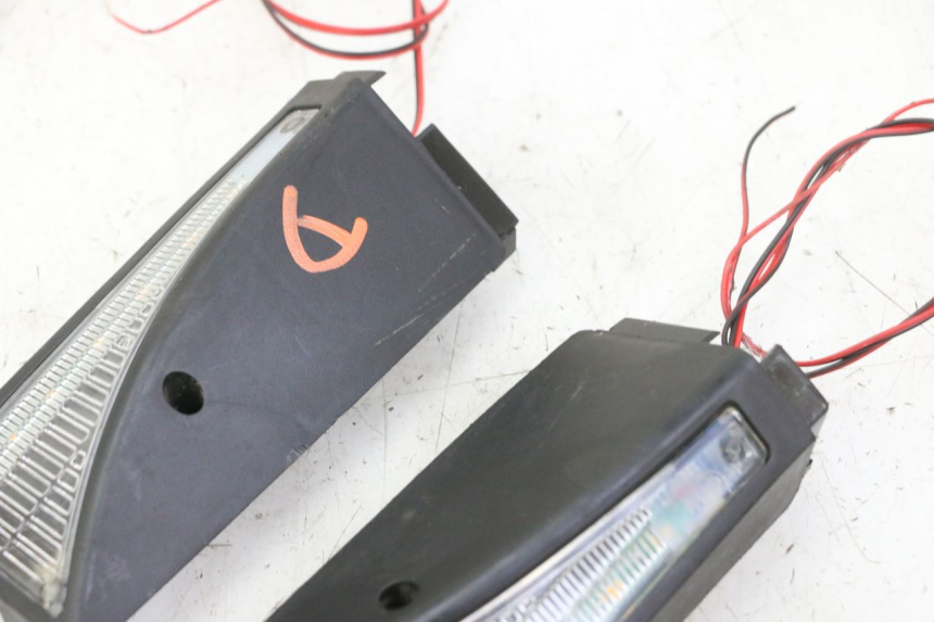 photo de HINTEN BLINKER HITWAY H5 1