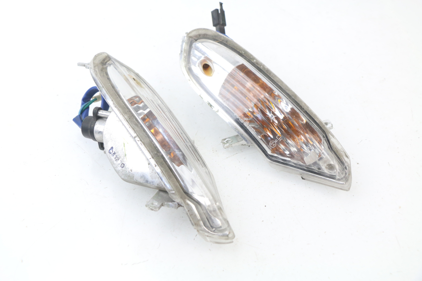 photo de HINTEN BLINKER KYMCO GRAND DINK 250 (2002 - 2007)