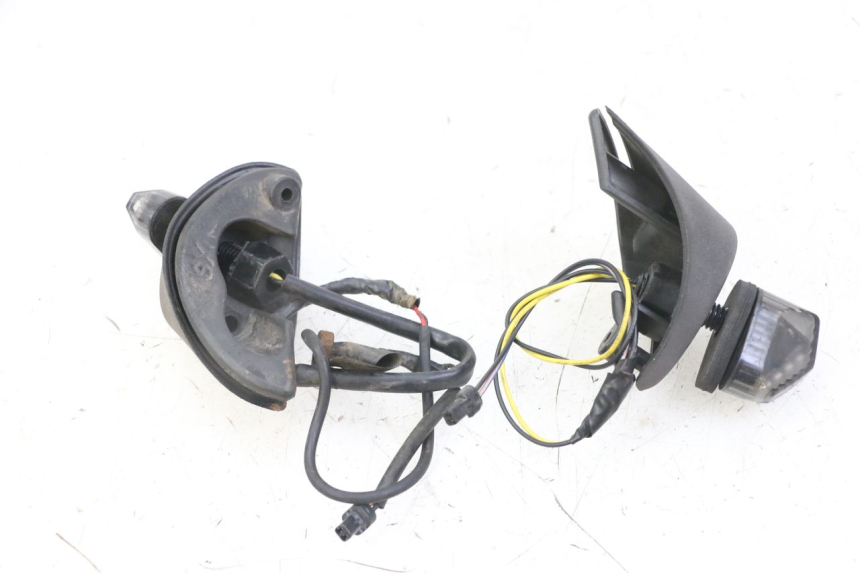 photo de HINTEN BLINKER PIAGGIO MP3 LT 400 (2007 - 2012)