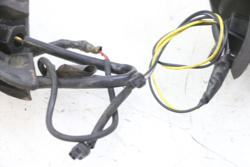 photo de HINTEN BLINKER PIAGGIO MP3 LT 400 (2007 - 2012)