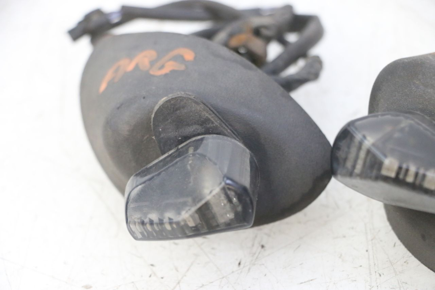photo de HINTEN BLINKER PIAGGIO MP3 LT 400 (2007 - 2012)