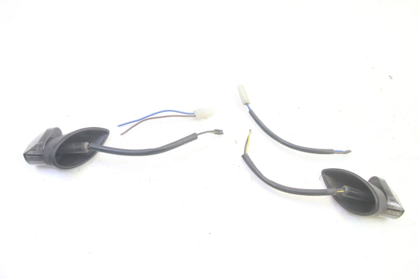 photo de HINTEN BLINKER PIAGGIO MP3 500 (2016 - 2018) - Hauptansicht