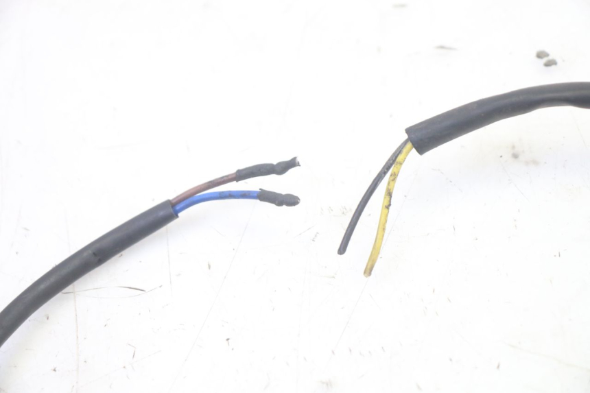 photo de HINTEN BLINKER PIAGGIO MP3 500 (2016 - 2018) - Kennzeichnungen und Originalreferenzen