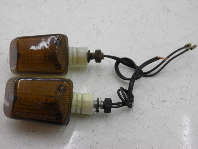 photo de HINTEN BLINKER SUZUKI GSF N BANDIT 600 (1996 - 1999)