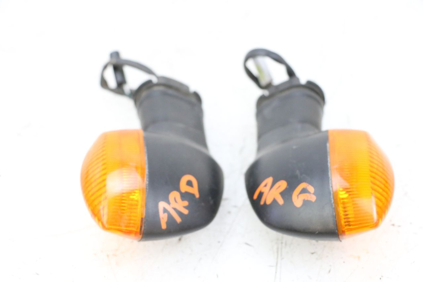 photo de HINTEN BLINKER YAMAHA TDM ABS 900 (2002 - 2014) - Technische Nahaufnahme