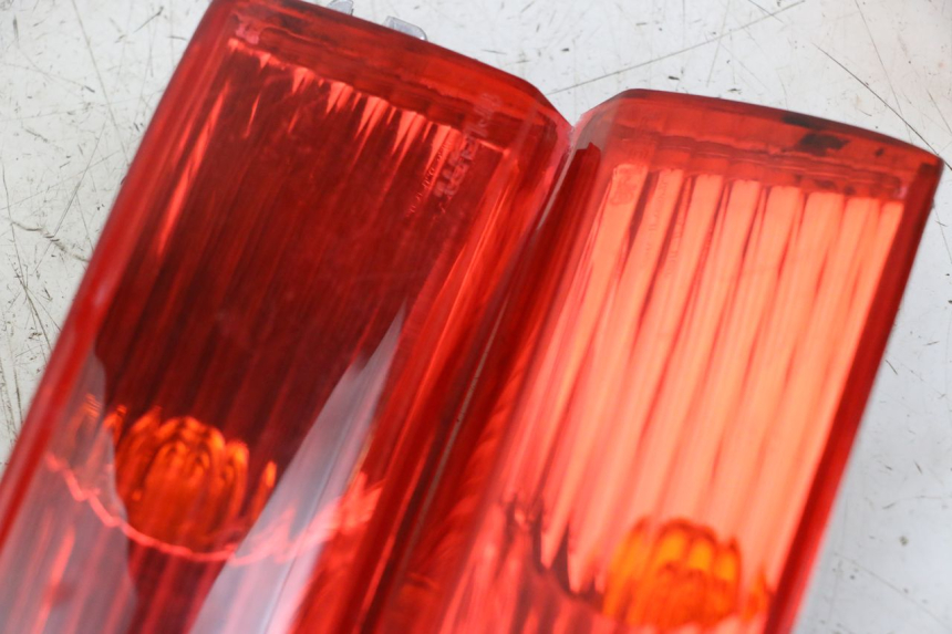 photo de HINTEN BLINKER PIAGGIO XEVO - X EVO 125 (2007 - 2016) - Zoom auf Gebrauchszustand