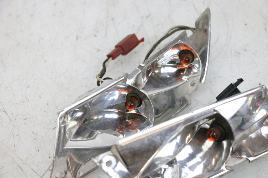 photo de RÜCKBLINKER PIAGGIO ZIP 2T 50 (2009 - 2019) - Weitere Ansicht des Artikels