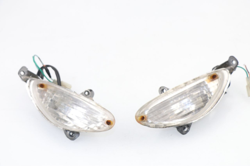 photo de VORNE BLINKER BAOTIAN TRAVEL SPIRIT 50 (2010 - 2012)