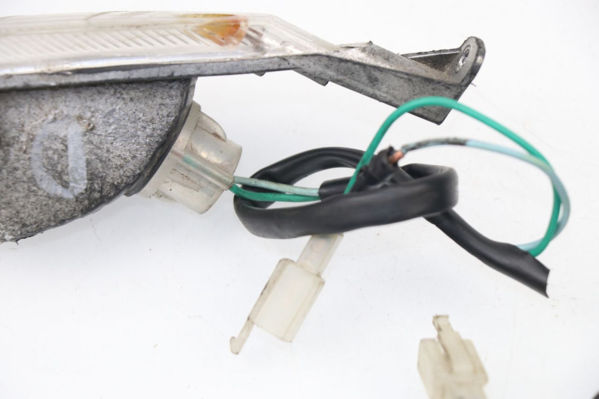 photo de VORNE BLINKER BAOTIAN TRAVEL SPIRIT 50 (2010 - 2012)