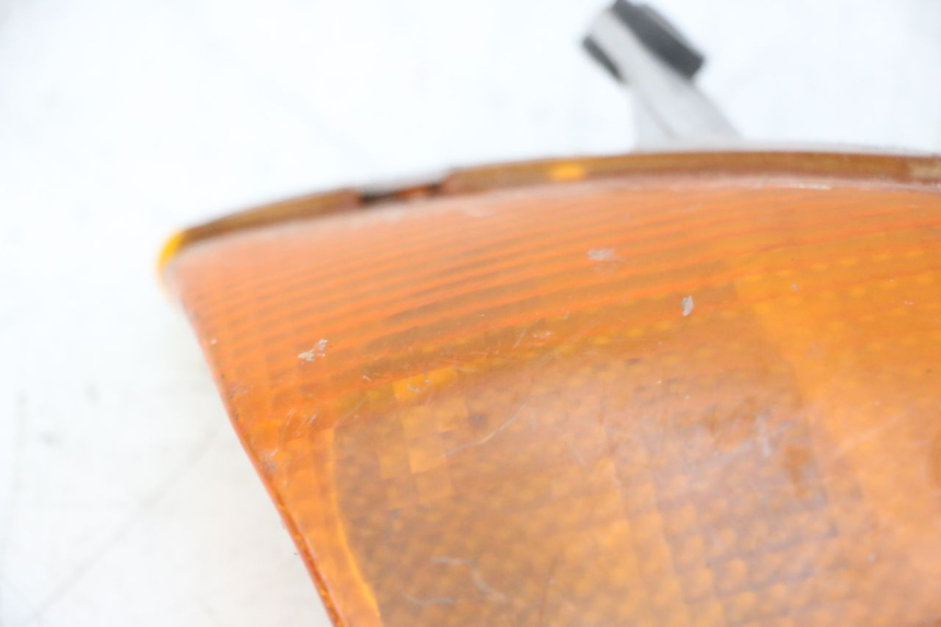 photo de VORNE RECHTS BLINKER HONDA CBR F SC25 1000 (1989 - 1992)