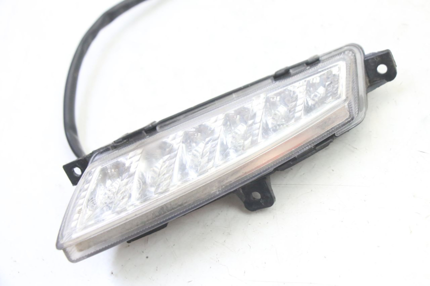 photo de VORNE RECHTS BLINKER VENESI FLY RETRO 4T 50 (2020 - 2025)