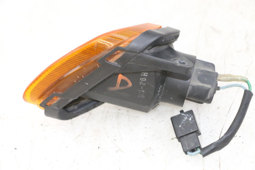 photo de VORNE RECHTS BLINKER HONDA CBR F 1000 (1993 - 1996)