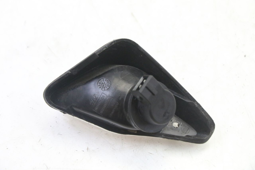 photo de VORNE RECHTS BLINKER PIAGGIO NRG POWER PUREJET 50 (2018 - 2021)