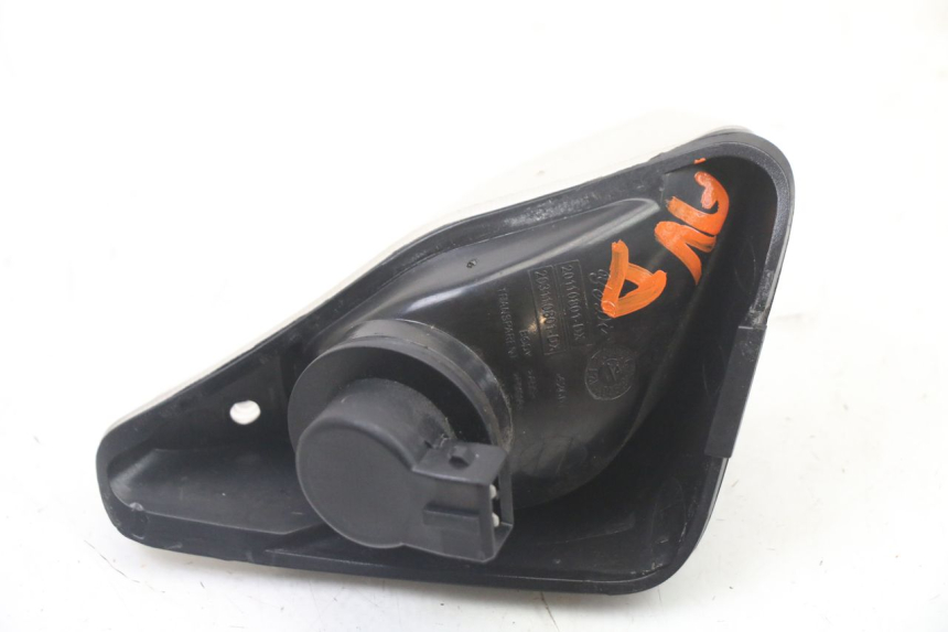 photo de VORNE RECHTS BLINKER PIAGGIO NRG POWER PUREJET 50 (2018 - 2021)