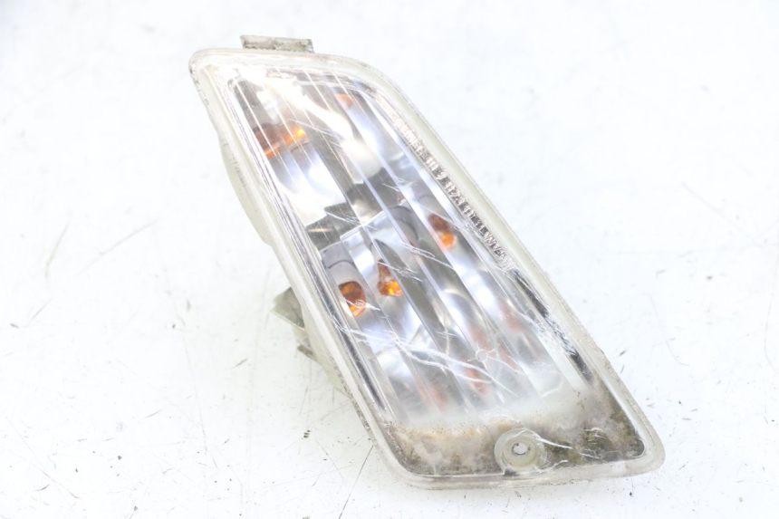 photo de VORNE RECHTS BLINKER PIAGGIO VESPA GRANTURISMO 200 (2004 - 2005)