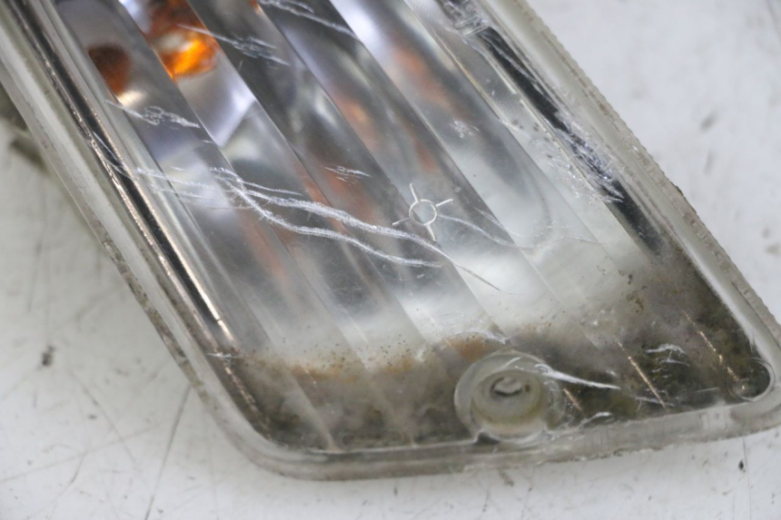 photo de VORNE RECHTS BLINKER PIAGGIO VESPA GRANTURISMO 200 (2004 - 2005)