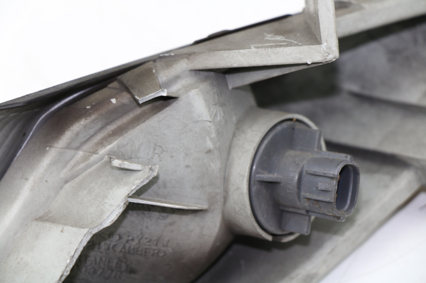 photo de VORNE RECHTS BLINKER SUZUKI AN BURGMAN 400 (1999 - 2005)