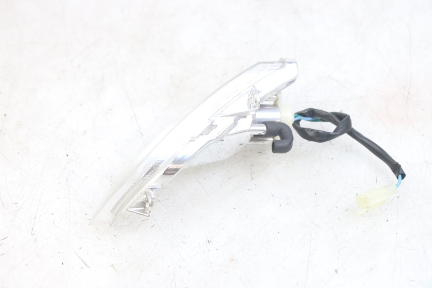 photo de VORNE RECHTS BLINKER PEUGEOT TWEET 4T 50 (2014 - 2019)