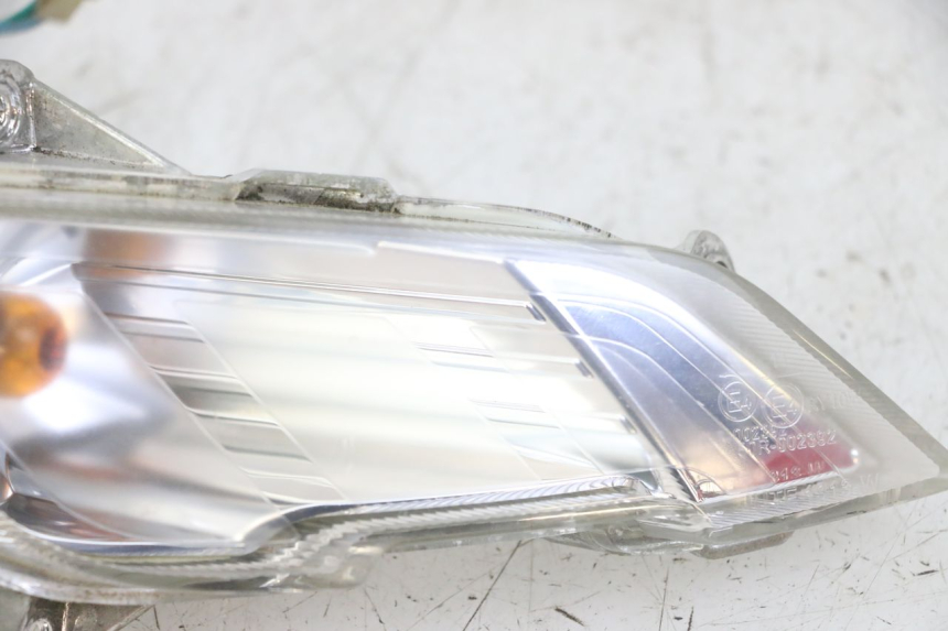 photo de VORNE RECHTS BLINKER PEUGEOT TWEET 4T 50 (2014 - 2019)