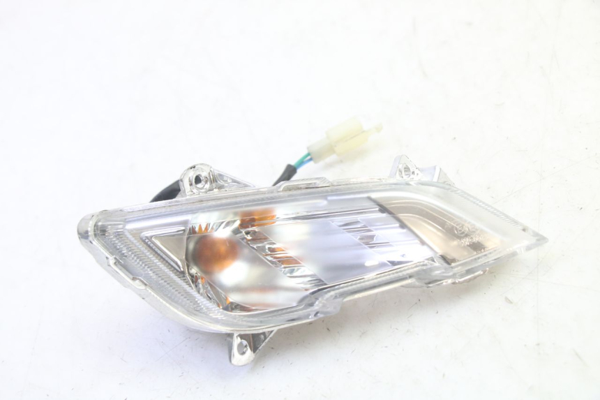 photo de VORNE RECHTS BLINKER PEUGEOT TWEET PRO EFI 4T 50 (2021 - 2022)