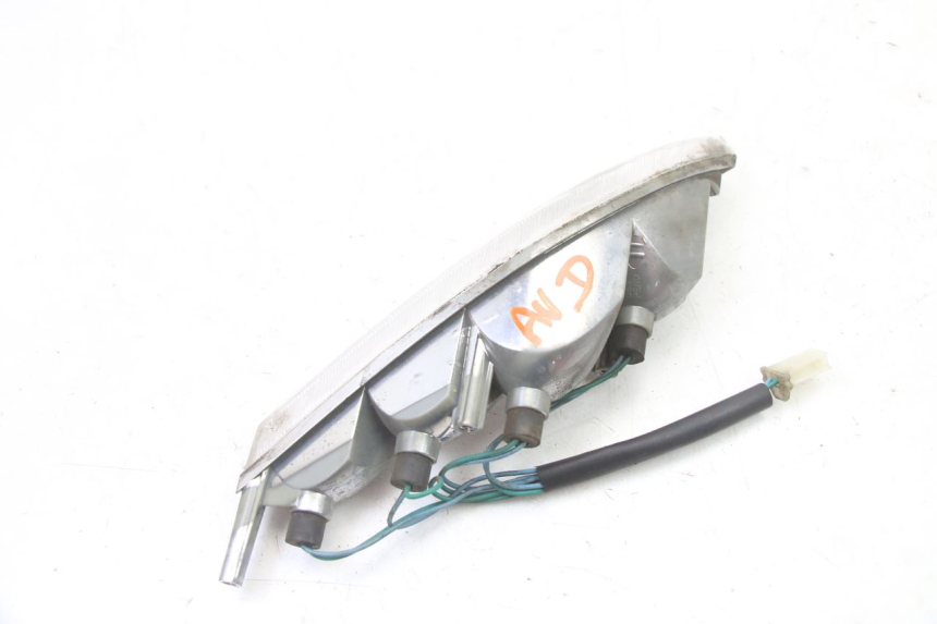 photo de VORNE RECHTS BLINKER PEUGEOT VIVACITY NEW 2T 50 (2008 - 2017)