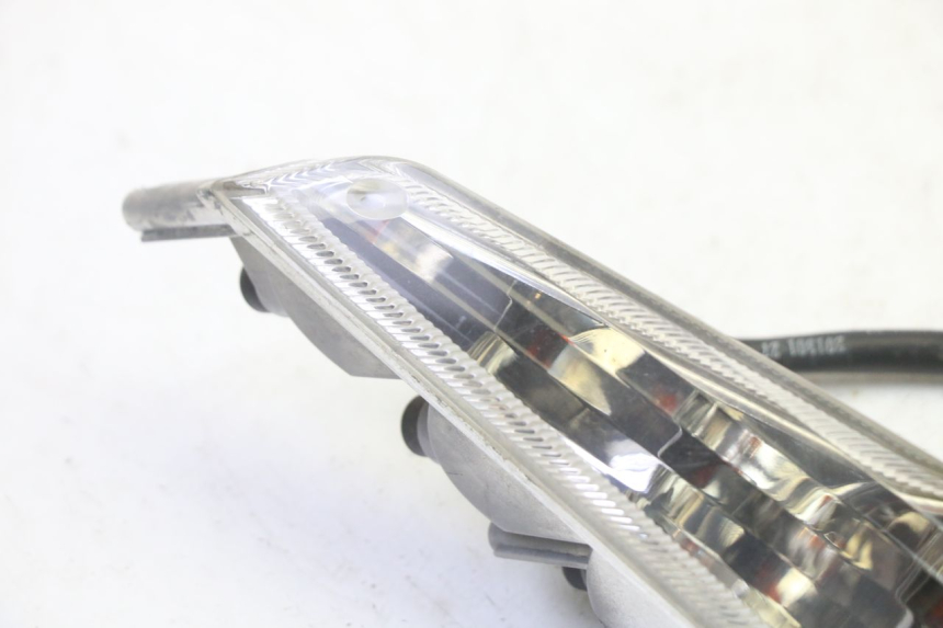 photo de VORNE RECHTS BLINKER PEUGEOT VIVACITY NEW 4T 50 (2008 - 2017)