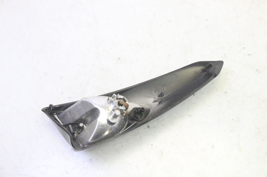 photo de RECHTER BLINKER PIAGGIO XEVO - X EVO 125 (2007 - 2016) - Gesamtansicht des Produkts