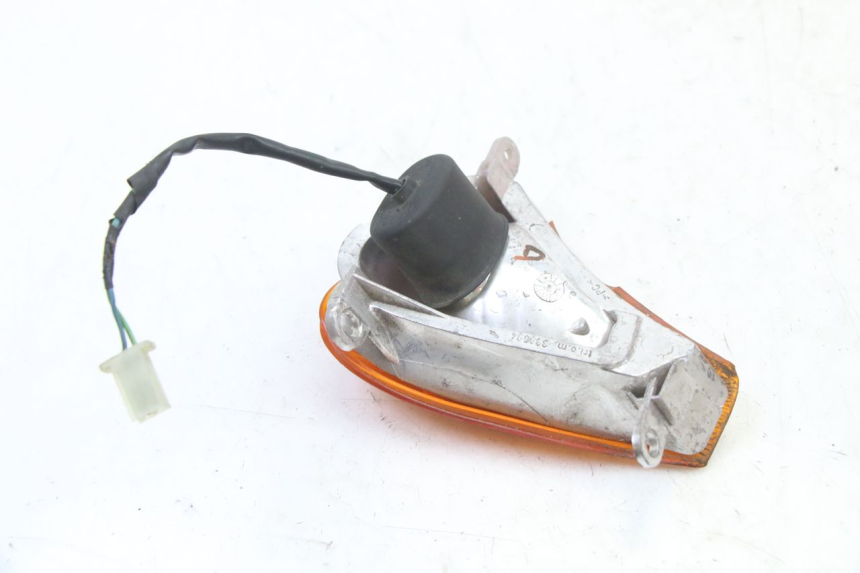 photo de VORNE RECHTS BLINKER HONDA XLV VARADERO 125 (2000 - 2006)