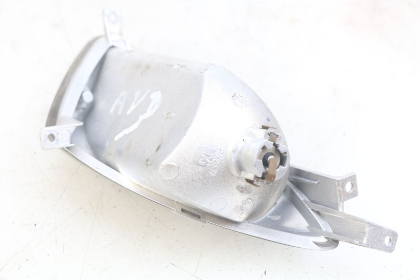 photo de VORNE RECHTS BLINKER YAMAHA YP MAJESTY 125 (2007 - 2010)