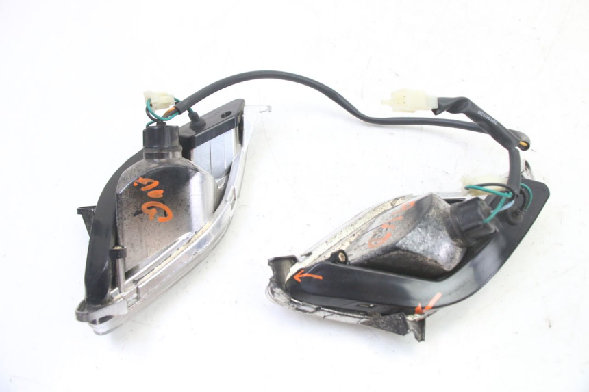 photo de VORNE BLINKER SYM FIDDLE 3 III 50 (2014 - 2020)