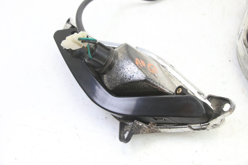 photo de VORNE BLINKER SYM FIDDLE 3 III 50 (2014 - 2020)