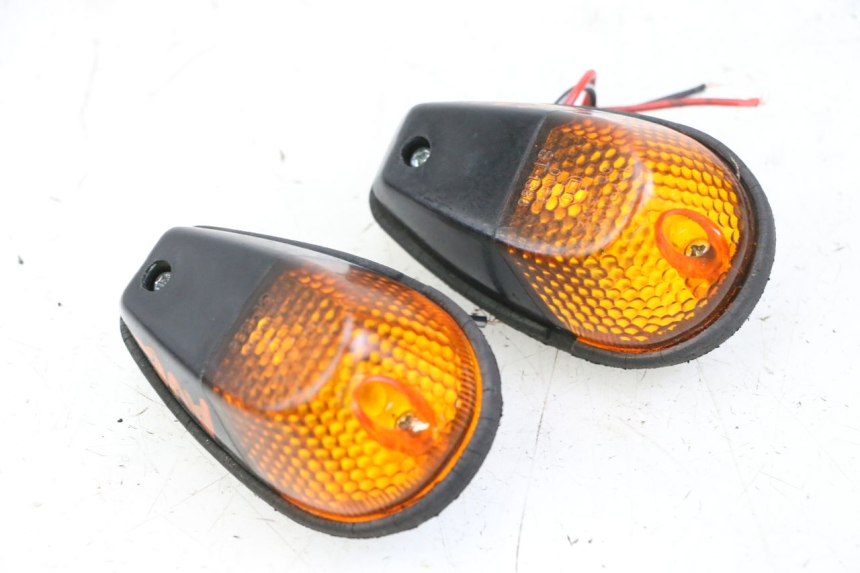 photo de VORNE BLINKER YAMAHA FJ 36Y 1100 (1984 - 1985)