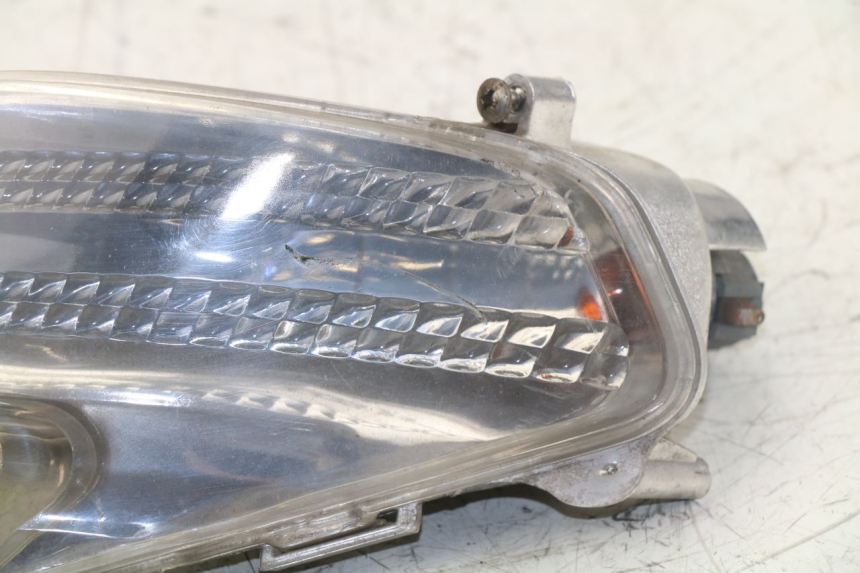 photo de VORNE LINKS BLINKER APRILIA ATLANTIC 125 (2003 - 2009)