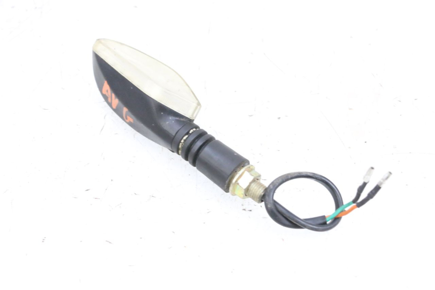 photo de VORNE LINKS BLINKER MAG POWER BOMBERS 4T 50 (2016 - 2026) - Zoom auf Gebrauchszustand