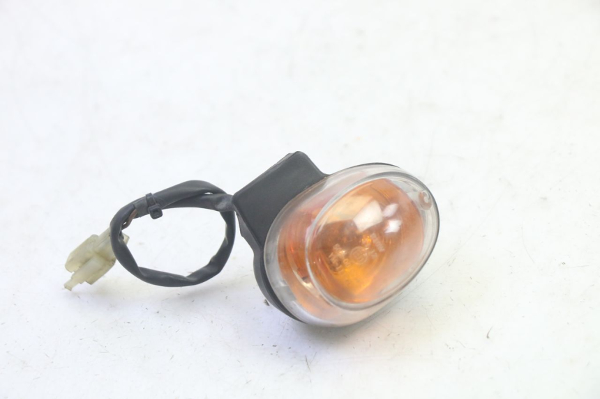 photo de LINKS VORDERES BLINKLICHT MBK BOOSTER SPIRIT 50 (2004 - 2017) - Zoom auf Gebrauchszustand