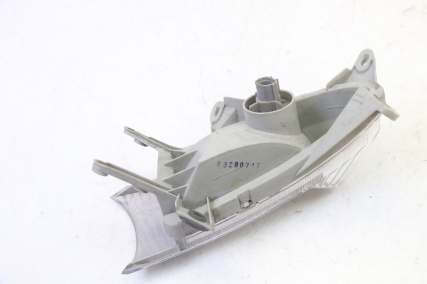 photo de LINKS VORDERES BLINKLICHT SUZUKI BURGMAN 125 (2007 - 2014)